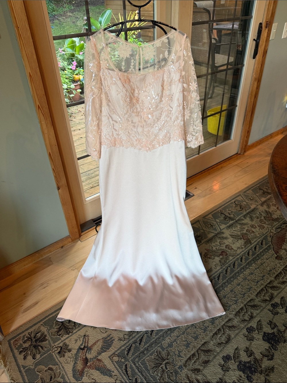 Jade Couture Embroidered Ivory & Blush Mother of Bride Event Evening Dress Sz 10